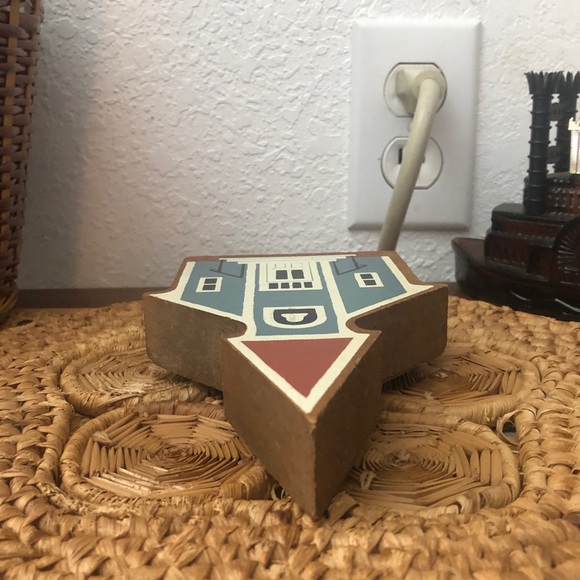 Primitive Wooden Church Wall Sitter/Plaque Vintage - Picture 8 of 11